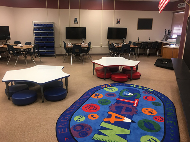 The Washington school transformed its computer lab into a STEAM lab. It was funded by a $10,000 grant from the state Office of Superintendent of Public Instruction.